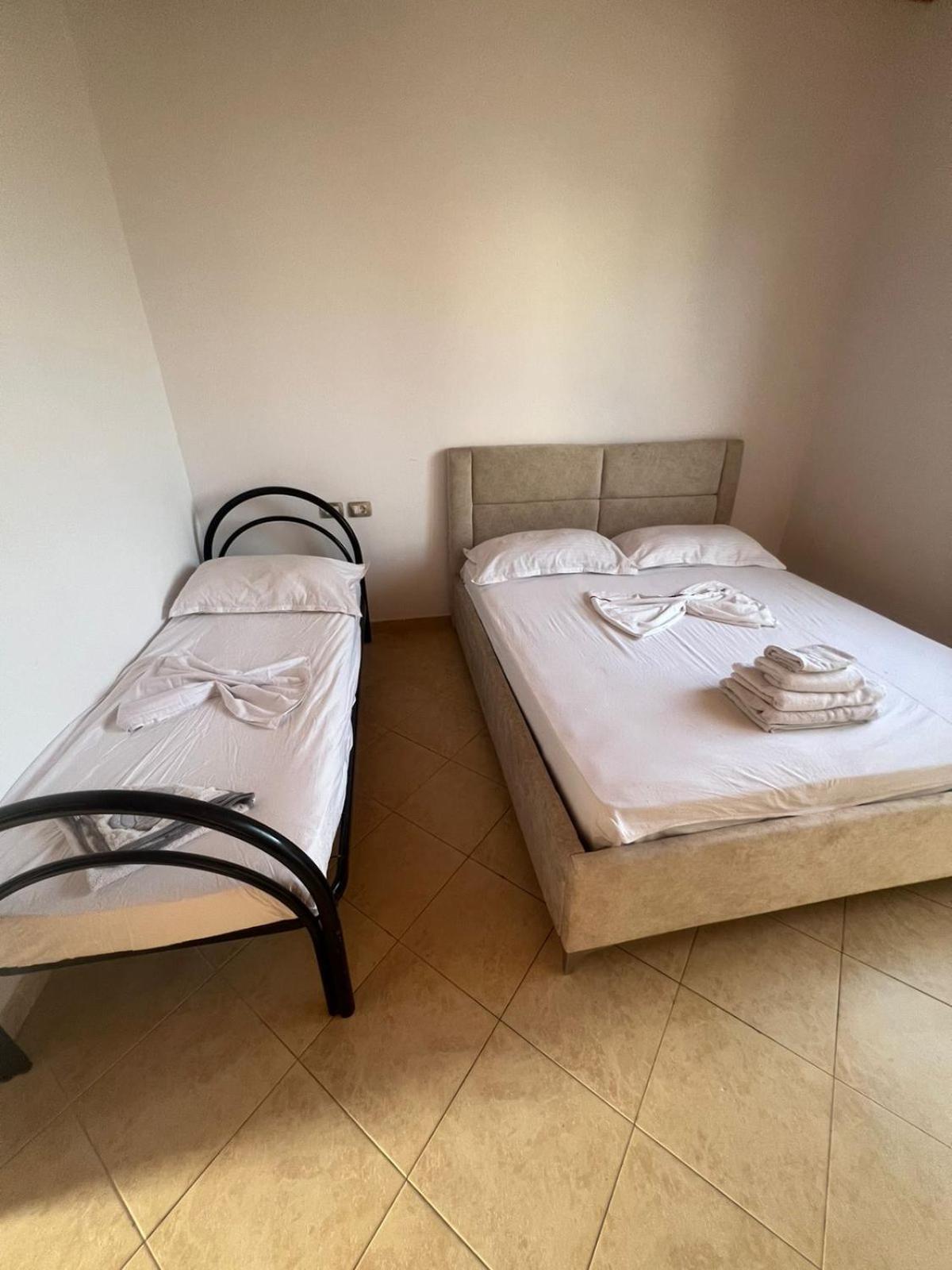 Nori House Hotel Vlore Bagian luar foto